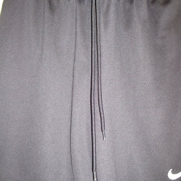 Nike Black Athletic Shorts - Picture 6 of 7